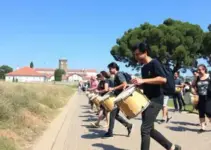 caminhada percussiva