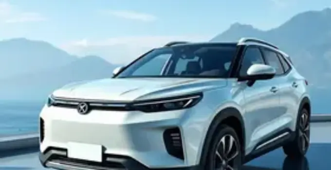 BYD 100 mil veículos e colaboradores em Camaçari